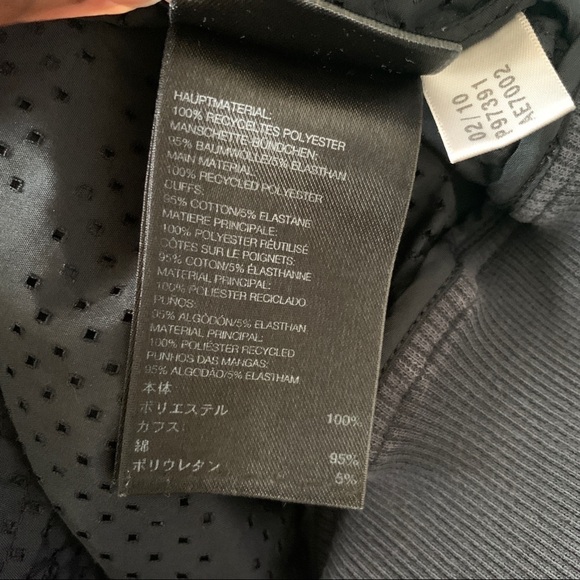 ADIDAS Black Long Sleeve Laser Cut Out Perforated Jacket size Small - Picture 6 of 7